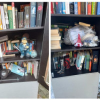 Blick in den Bücherschrank wo nicht nur Bücher deponiert wurden.